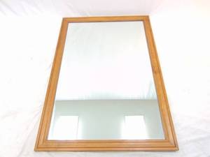 lot 14 image: Wood Mirror