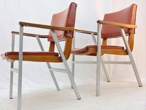 lot 59 image: PAIR of Boomerang Style MCM Chairs