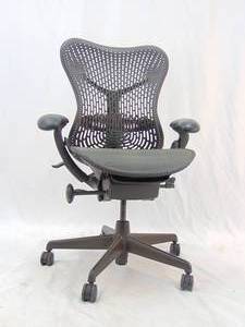 lot 513 image: Authentic Herman Miller Mirra Office Chair #3