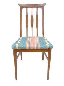 lot 27 image: Vintage Wood Chair