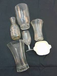 lot 176 image: Mixed Lot of Glass Items