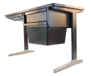 lot 190 image: Authentic HERMAN MILLER Vintage Desk #3