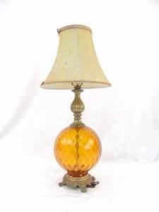 lot 230 image: Vintage Mid Century Amber Glass Globe Table Lamp - Working