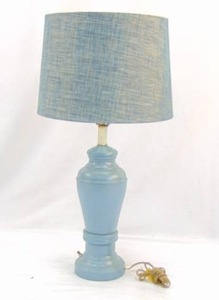 lot 262 image: Blue Metal Mid Century Table Lamp - Working