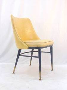 lot 275 image: Vintage Mid Century Vinyl Chair