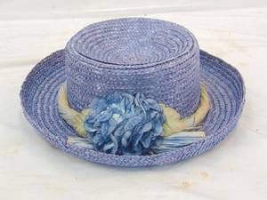 lot 299 image: Vintage Hat & Hat Box