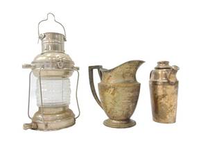 lot 604 image: Lot of 3 Silver Tone Items - Lantern,