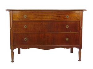 lot 611 image: Berkey & Gay Furniture Antique Dresser
