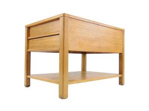 lot 616 image: Mid Century Wood End Table  Side Table by Lammerts of St. Louis