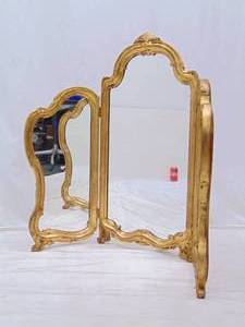 lot 803 image: Gold Gilt Vintage Trifold Vanity Mirror
