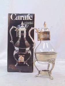 lot 729 image: Vintage Carafe in Box