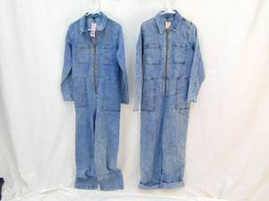 lot 743 image: PAIR of Denim Ladies Jumpers Size S