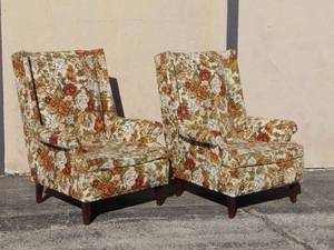 lot 848 image: Pair of Vintage Chairs 1970s
