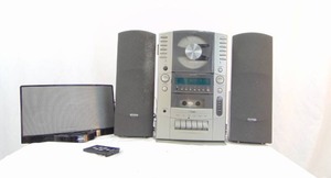 lot 865 image: Bose Speaker & Fisher CD Radio  Tape Player - Power on