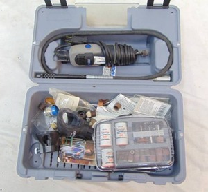 lot 898 image: Dremel Kit & Accessories & Case Working