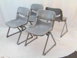 lot 911 image: Lot of 4 Gray Dorsal Chairs by Giancarlo Piretti