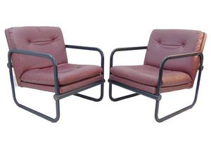 lot 805 image: Vintage Pair of Black Rectangular Metal Chairs by United Chair Co