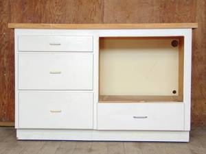 lot 357 image: Butchers Block Wood Top Work Table with Drawers - Great for Garage