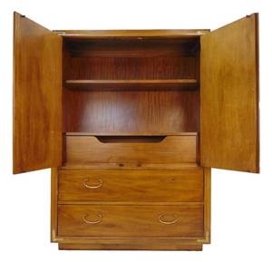 lot 873 image: Vintage Mid Century Campaign StyleTHOMASVILLE Roper Dresser
