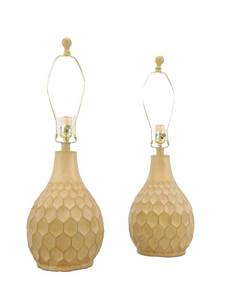 lot 619 image: Pair of Honey Comb Pattern Lamps - Working