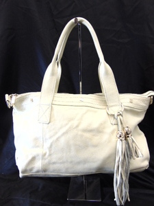 lot 368 image: Coure & Pelle White Handbag Purse with Tassels