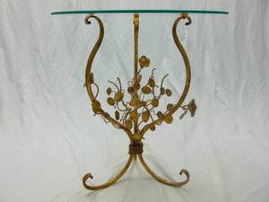 lot 297 image: Vintage Mid Century Italian Gold Gilt Rose Side Table with Glass Top