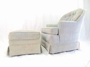 lot 122 image: Vintage Chair with Ottoman