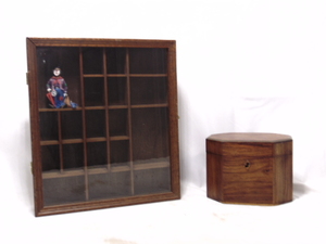 lot 181 image: Wood Display Box with Glass & Wood Box
