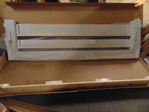 lot 90 image: Lockridge Castagnier Footboard - Gray Chalk Color - King Size