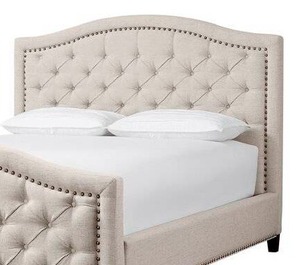 lot 106 image: Petersfield Upholstered Headboard King Size Bed by Pulaski Furniture