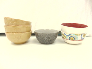 lot 92 image: Lot of Ceramic Cereal Bowls
