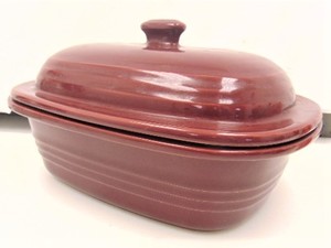 lot 96 image: The Pampered Chef Stoneware Casserole Dish 3.1 Q  3 L Model 5132