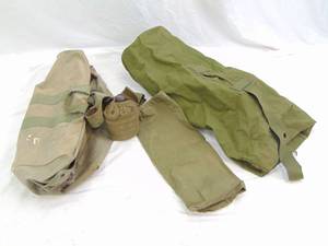 lot 112 image: Army Bag & Items