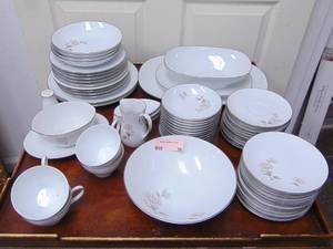 lot 38 image: Noritake Japan Charlotte Lot of China
