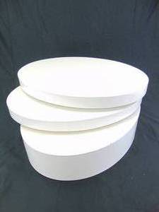 lot 36 image: Modern White Swivel Oval Coffee Table