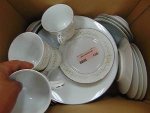 lot 134 image: Crown Victoria Carolyn Porcelain Vintage Fine China - Made in Japan