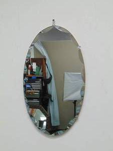 lot 232 image: Cute Oval Frameless Wall Mirror