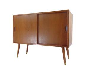 lot 18 image: DANISH Vintage Mid Century Sliding Door Cabinet