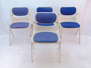 lot 266 image: Set of Four Blue & Cream Chairs by Giancarlo Piretti