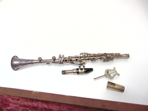 lot 320 image: Clarinet & Case