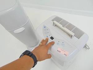 lot 342 image: Diaper Genie  Portable Ac