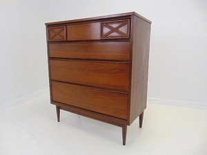 lot 432 image: BASSET Furniture Vintage Mid Century Bachelors Chest Dresser - SHOWROOM