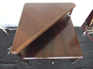 lot 415 image: Vintage Mid Century Large Two Tier Corner Table