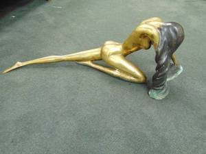 lot 76 image: Brass Sculpture of Woman - SHOWROOM