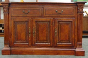lot 68 image: Beautiful Cabinet  Credenza - SHOWROOM