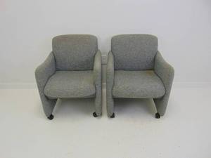 lot 517 image: 80s-90s Rolling Gray Post Modern Chairs