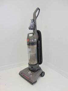 lot 525 image: HOOVER Vacuum