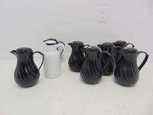 lot 481 image: Lot of Plastic Coffee  Tea Pitchers