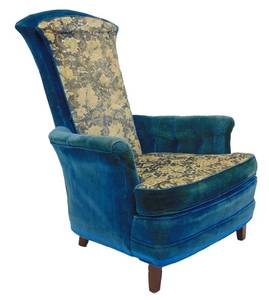 lot 539 image: Vintage Blue Velvet Lounge Chiar