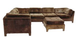 lot 295 image: Vintage Brown Velvet Large Sectional Needs Work